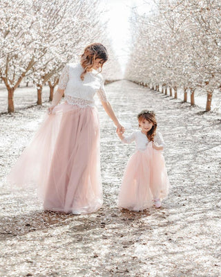 Women Peony Lace