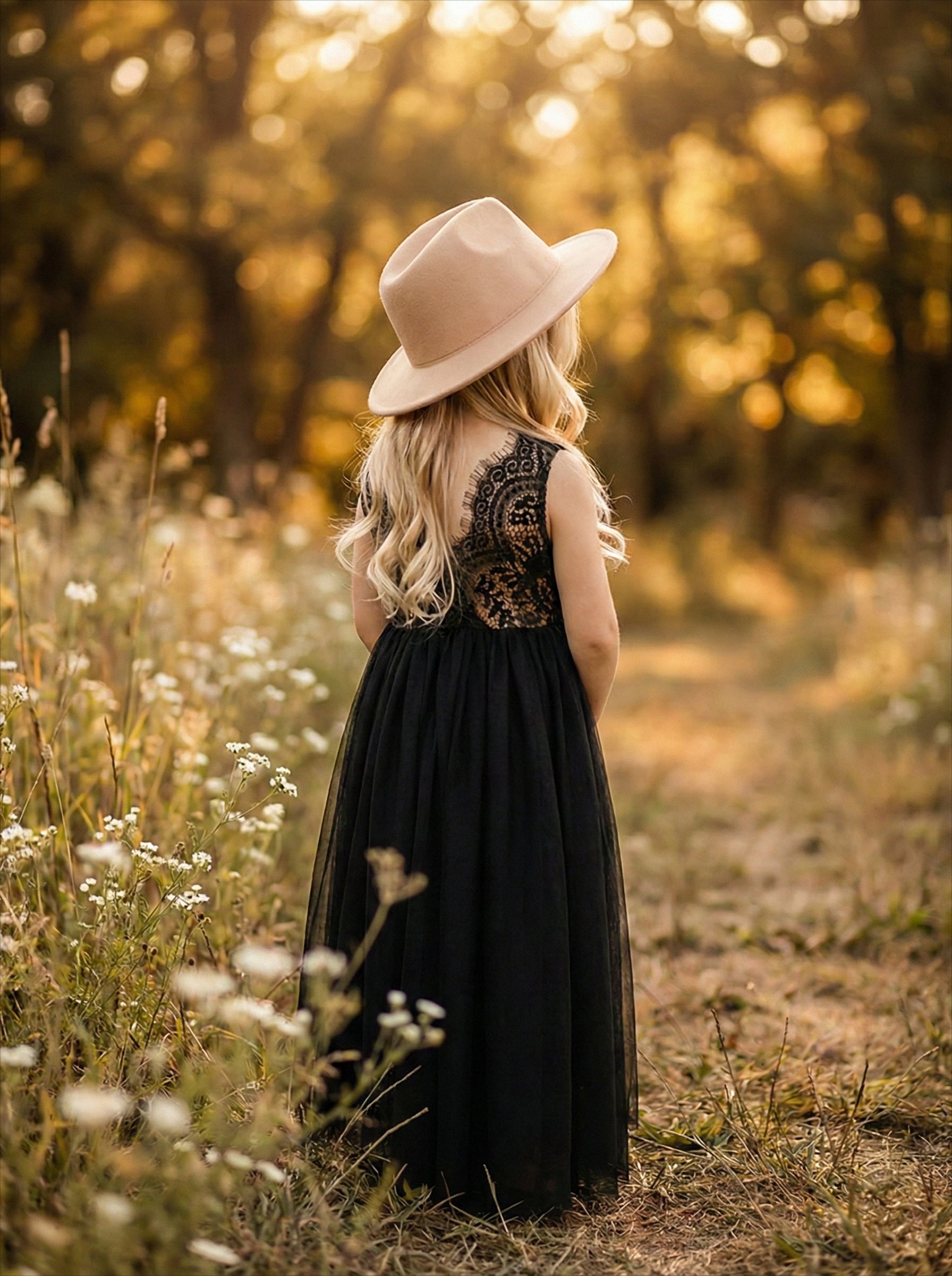 2Bunnies Peony Lace Flower Girl Dress in Black 4T / Black / Sleeveless 2Bunnies Peony Lace Flower Girl Dress in Black 4T / Black / Sleeveless