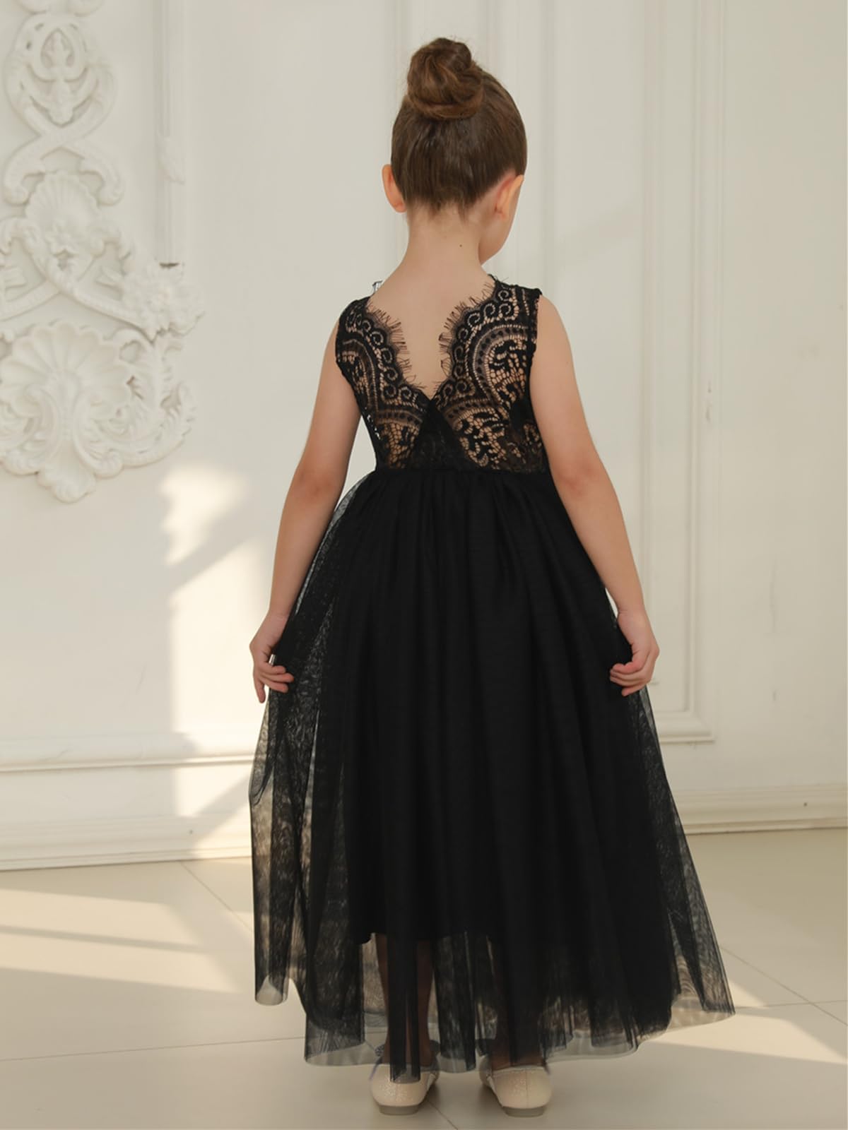2Bunnies Peony Lace Flower Girl Dress in Black 4T / Black / Sleeveless 2Bunnies Peony Lace Flower Girl Dress in Black 4T / Black / Sleeveless