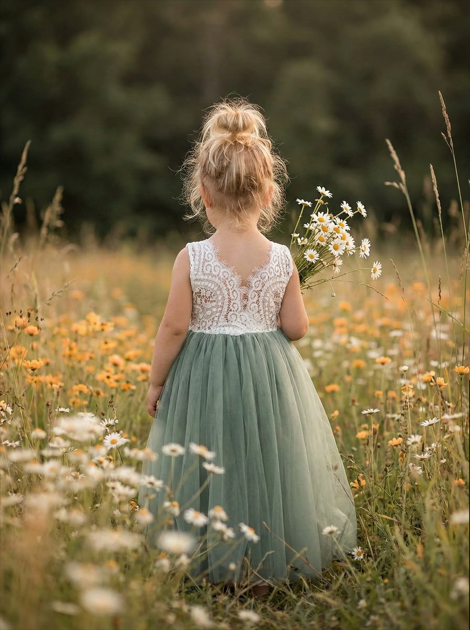 Peony Lace Flower Girl Dress in Sage Sleeveless Maxi 7-8 years / Bluish Gray Peony Lace Flower Girl Dress in Sage Sleeveless Maxi 7-8 years / Bluish Gray