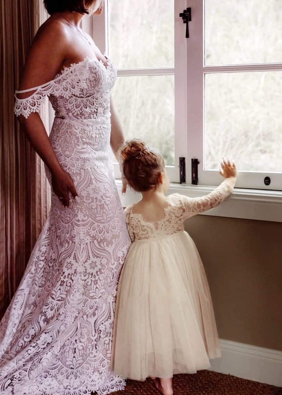 Paisley Lace Flower Girl Dress in Ivory